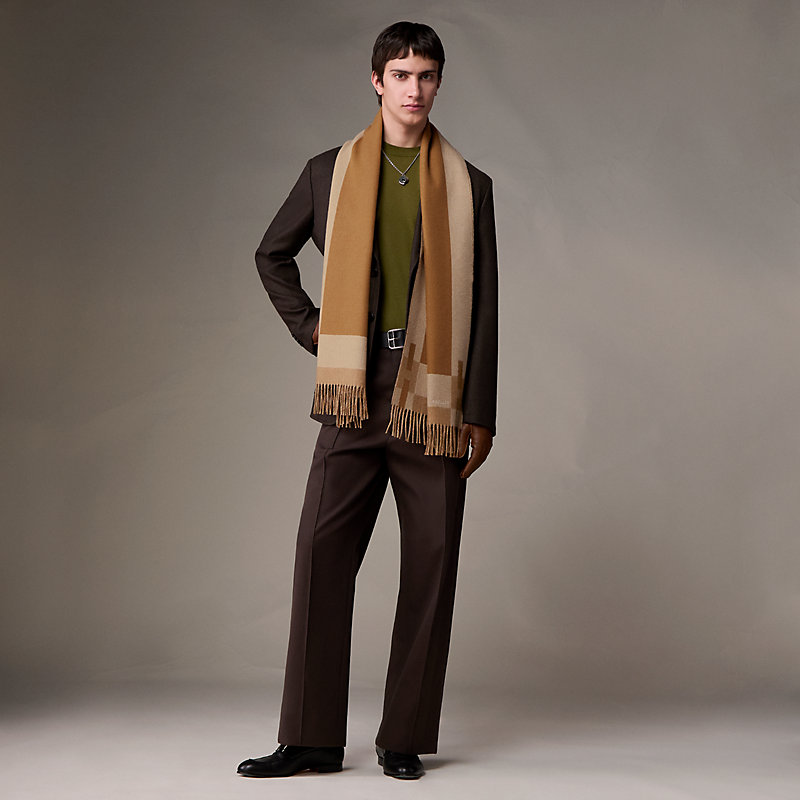 カシミヤマフラー 《Hパッサン》 - ブルー | Hermès - エルメス-公式サイト